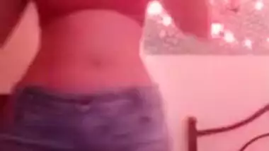 Exclusive- Hot Look Desi Girl Showing Her Boob And Pussy On Live Show