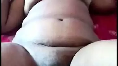 Tamil aunty affair sex video taken by husband friend