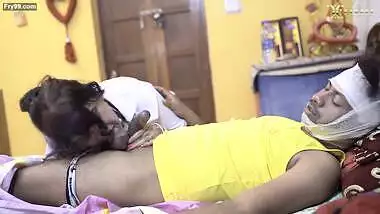 SEXY DIRTY DOCTOR TREATMENT WITH HER PATIENT , SEX THERAPY SPECIALIST