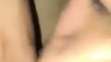 Bengaluru horny girl gives a desi blowjob to drink cum