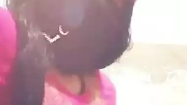 Indian chick with hidden face takes XXX boobs to light on a phone camera