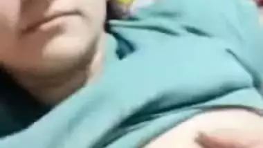 Cute girl huge boobs playing viral selfie video