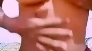India babe bought a webcam to perform XXX strip show for wankers