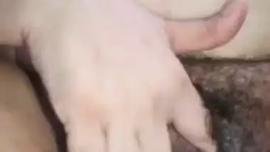 Horny Desi BBW dives fingers into vag in the masturbation porn video