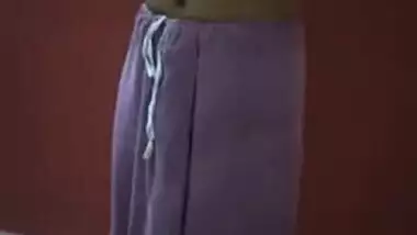 Skinny Desi teen takes off sari to show her small XXX tits and not only