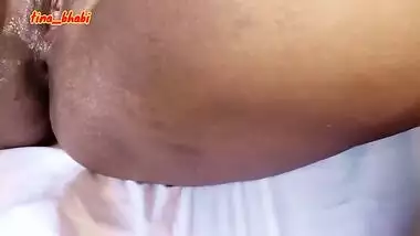 Desi Tina Clear Pussy Self Masturbation With Vegetables On Showing Video Call To Boyfriend