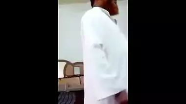 Hindi sex video of a mature boy having pleasure with a juvenile bhabhi