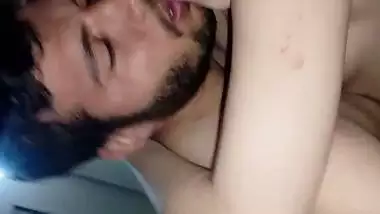 Desi girl nude romance and shaved pussy viral fucking