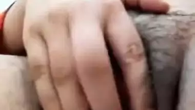 Beautiful Paki Office Girl Getting Horny on Night Sift So She Started Enjoying wid BF Part 2