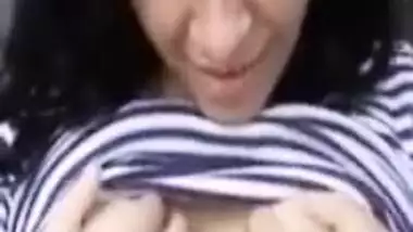 Desi Bhabhi's sex cunt and breasts are flaunted in a close-up XXX video
