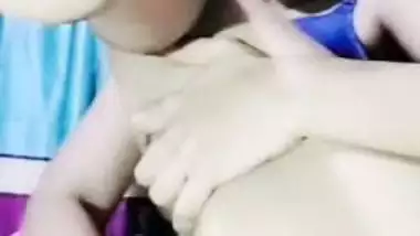 Bengali girl pink pussy fingering on video call