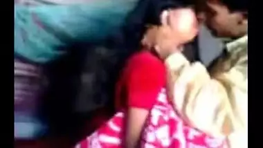 Porn video of an amateur couple enjoying a romantic private time together