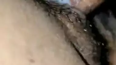 Desi woman has a lot of XXX subscribers because she is banged on camera