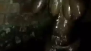 Joyful and nude Desi gal washes XXX body while BF films this on cam