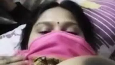 Sexy Indian Bhabhi showing her Big Boobs and Blowjob Live Show part 2