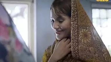 Desi Bhabi And Devar Bhabhi - Aate Ki Chaki Peer Full Chudai Bhabhi Ke Sath