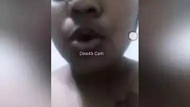Young Desi woman gets a lot of likes showing off her XXX tits on camera