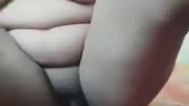 Today Exclusive- Desi Girl Record Her Nude Video For Lover