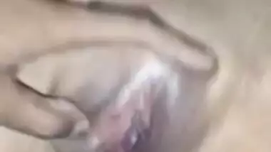 Desi chick in pink bra is horny and XXX partner films pussy first