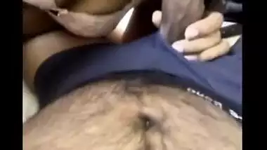 Desi xxx clip of an office slut having sex with her lustful colleague
