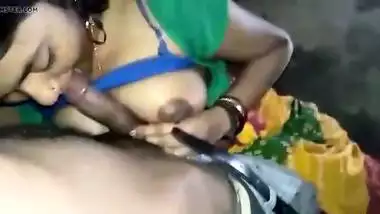 Dehati Hotwife Gets Romantic With Her Lover’s Hard Cock