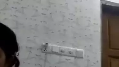 Desi woman is humped by husband who does XXX porn to leak to the web