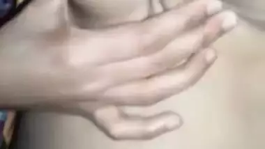 Bangladeshi Village Girl Showing Her Virgin boobs And Pussy 3 Clips Part 1