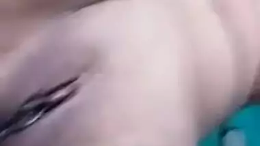 Girl finally buys a camera to boast about beautiful Desi body on it