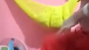 Bhabhi opens blouse and sits naked for fingering