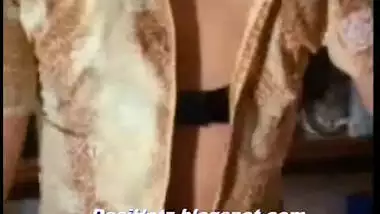 indian teen masala actress and sexy bikini model namitha kapoor hot ne