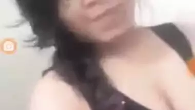 Stud waits for Desi girlfriend to turn the video call into a porn show