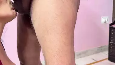 Boobs in bra aunty sucking dick of Indian porn lover