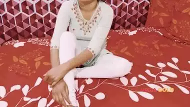 Apni Chachi Ki Beti Ko Choda Hindi Part 2 Watch My Real Home Made Sex Video With my step Cousin step sister and step bro