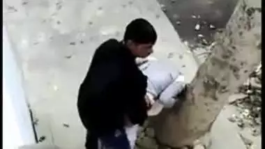 Desi mms XXX scandal, college girl fucking in the backyard of the school