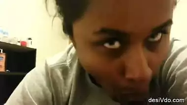 Cleaning working lady Sucks her supervisor’s Dick in the lunch time break