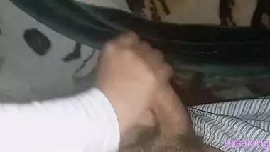 Le Froto Polla A Mi Tio Para Que Se Le Ponga Dura Y Me Penetre Hasta Sacarme La Cremita