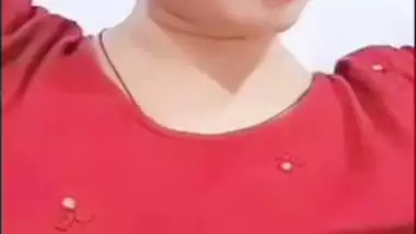 Young bhabhi stripping bra and showing boobs