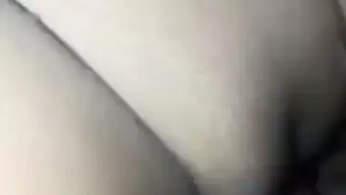 Village Desi XXX housewife have a painful sex with her house owner MMS