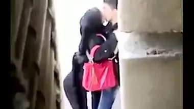 Hidden web camera Pakistani sex movie of Muslim girl outdoor sex dripped