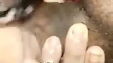 Sexy Desi wife sucks XXX dick and has her pussy drilled in MMS clip