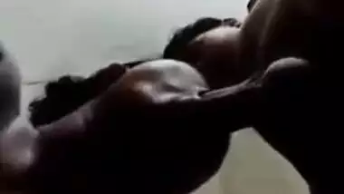 Desi oral XXX sex of Bangladeshi wife and young man captured from below