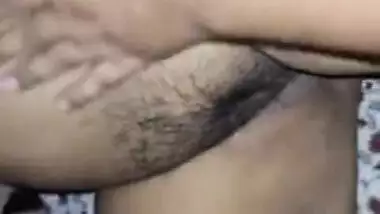 Indian Stepmom Sexy Hairy Pussy. Bete Ne Apni Maa Ki Chut Se Maza Kia