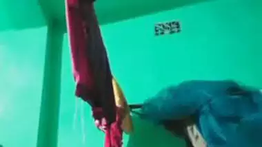 Busty Desi enjoys every second of solo XXX porn show becoming MMS