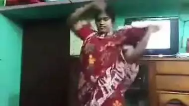 Desi Unsatisfied Married Bhabi Showing Her Big Ass And Pussy For Husband