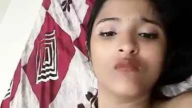 Desi GF’s doggy style Indian sex with her lover