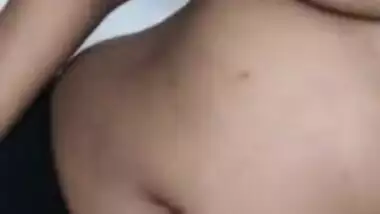 Desi Unmarried Girl Self Recorded Vid for Her BF