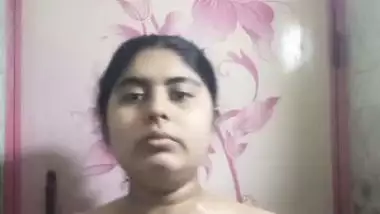 Bengali chubby sister nude bathing video for lover